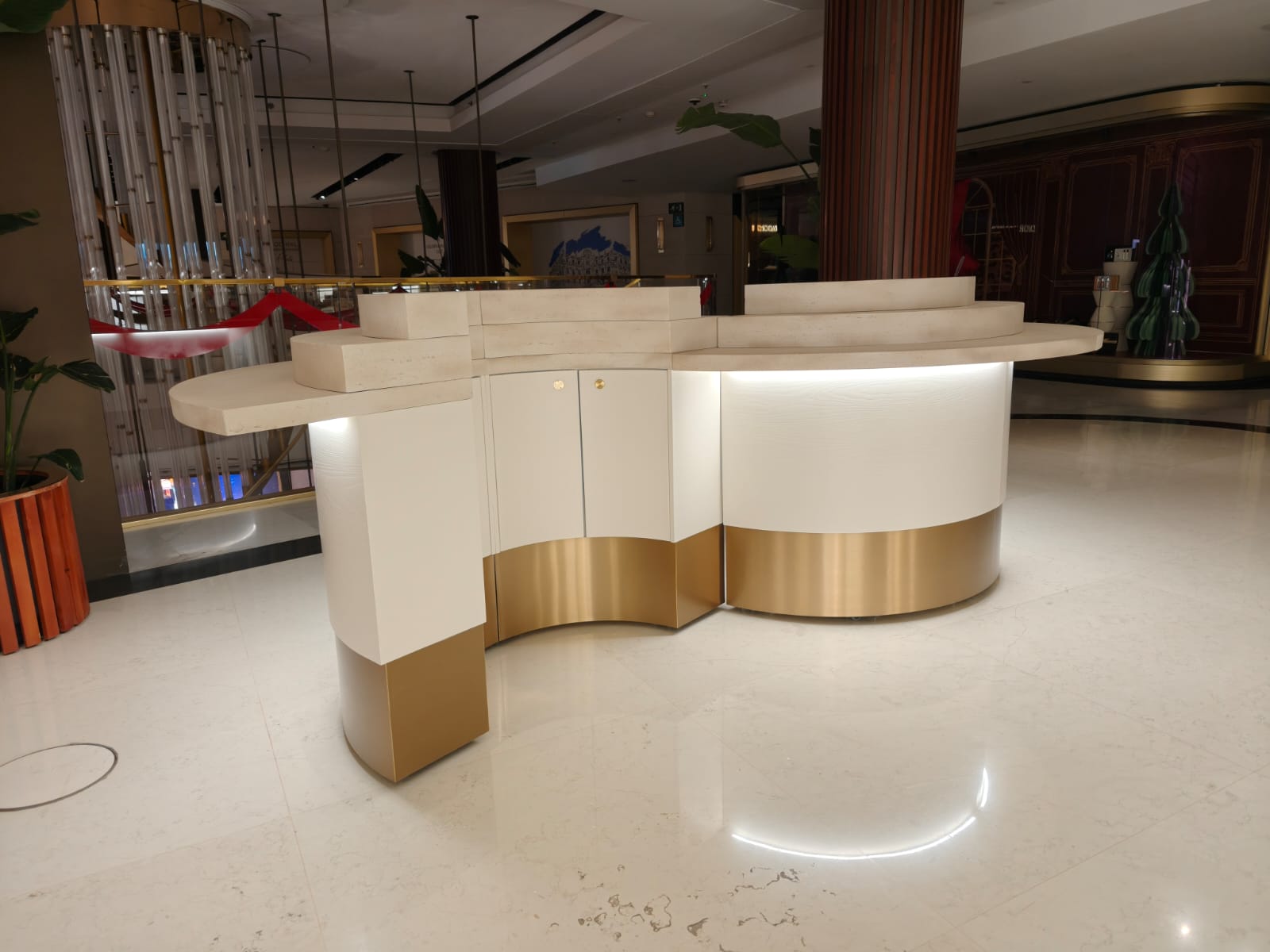Retail engineering sample with assembled surfaces